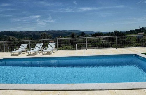 Celorico de Basto House | Casa da Caneleira (Camélias de Basto)