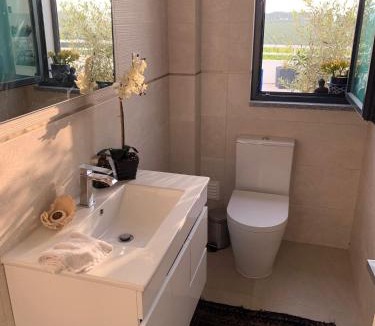 Bombarral Villa | Casa da Colina - Villa in the Countryside
