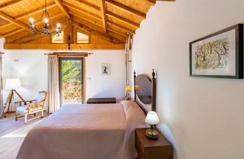 Molares Villa | Casa da Eira "Lavoura da Bouça - Fruta Bio"