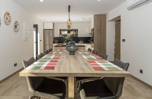 Arcozelo Villa | Casa da Fonte with Swimming Pool and Garden