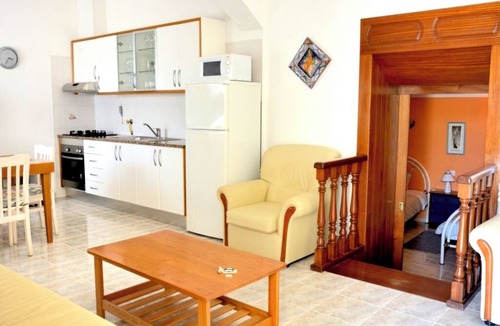 Pata de Baixo Apartment | Casa da Horta Apartamento Familiar de 2 Quartos, Bbq, Piscina, Wi-fi, Jardim