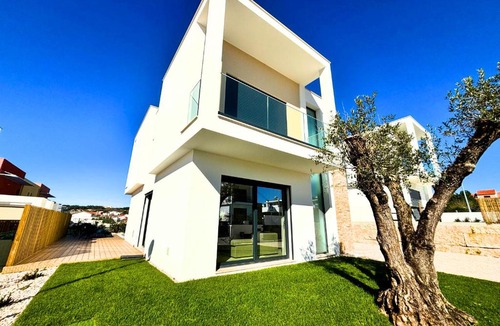 Foz do Arelho Villa | Casa da Lagoa - By SCH