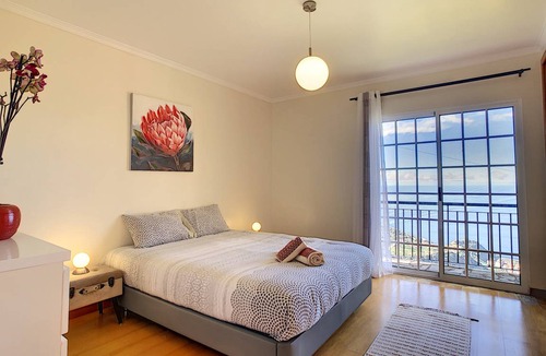 Ribeira Brava House | Casa da Laranja by MHM