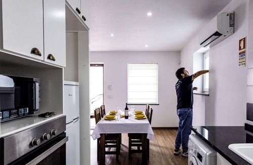Praia da Vitoria Ski Chalet | Casa da Misericórdia