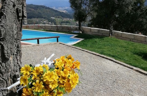 Celorico de Basto House | Casa da Montanha - exclusive use with swimming pool