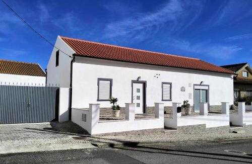 Casais do Rio House | Casa da Pitoquinha I