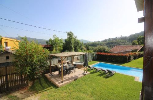 Bouro Villa | Casa da Pontelha by Gerês Casas