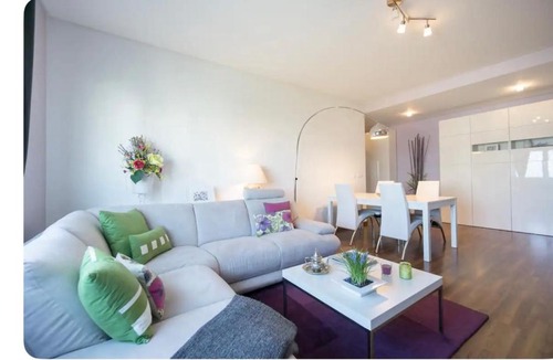 Sao Sebastiao Apartment | Casa da Praça de Portugal