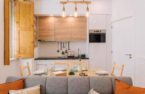 Santiago Apartment | Casa da Tia Zézinha by RNvillage