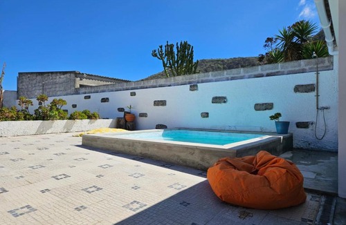 Mosteiros House | Casa da Uva-Mosteiros Country House-at 900M from the Sea, Heated Pool, Garden & Fireplace