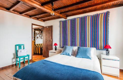Monsanto House | Casa das 10 Janelas at Monsanto