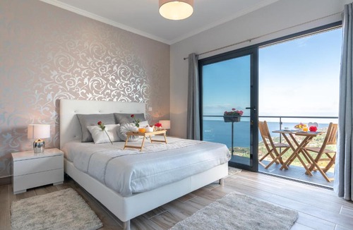 Calheta Apartment | CASA DAS ABERTAS, For 4 persons, Sea View, Air Conditioning and Heating System