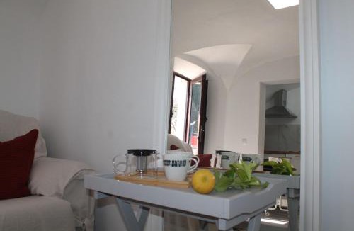 Evoramonte Apartment | Casa das Bonecas by LovelyStay