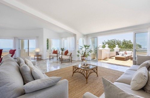 Picota Villa | Casa Das Brisas - views and pool for 8 guests