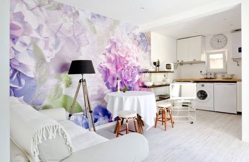 Estoril House | Casa das Hortênsias: Shared Terrace & Wi-Fi in Livramento