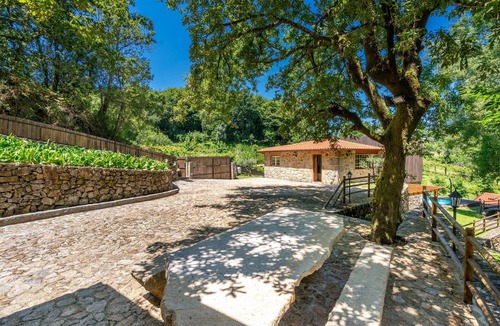 Codeceda Villa | Casa das Oliveiras - Moinhos do Coto