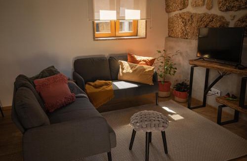 Paredes Villa | Casa das Tias