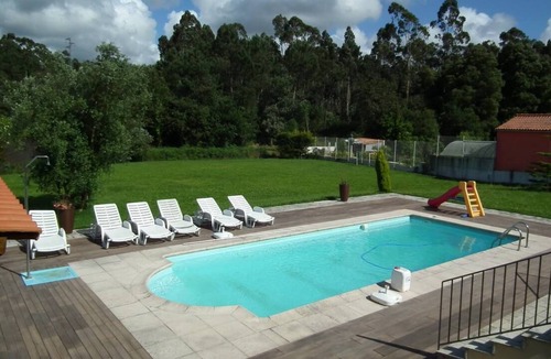 Rates House | Casa de Barqueiros - Six Bedroom House, Sleeps 14