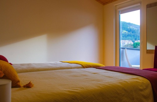 Gois Cottage | Casa de Campo Vale do Ceira, Quarto Twin. Na Bela e Pacata Vila de Góis