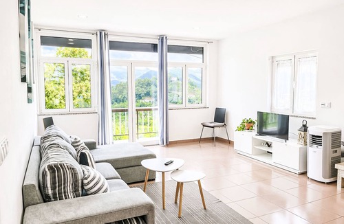 Cova Apartment | Casa de Casarelhos by Interhome