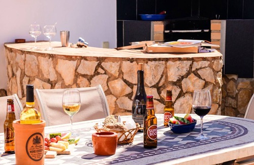 Sesmarias Villa | Casa Descoberta - Luxurious 4 Bedroom family Villa with heated pool