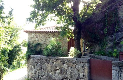 Bouro House | Casa Do Fragao by Gerês Casas