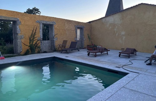 Pico House | Casa do Gasparinho: Mountain View, Shared Pool & Wi-Fi