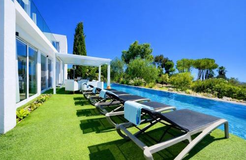 Estoi Villa | CASA DO LAGO, Infinity Pool, Mountains & Sea view