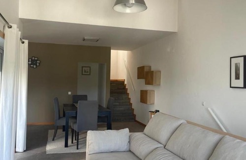 Serra House | Casa do Mau Feitio