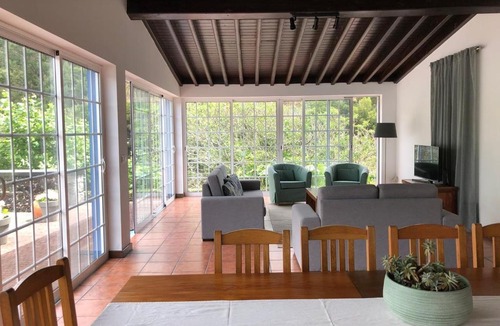 Caloura House | Casa do Monte – Sea sight