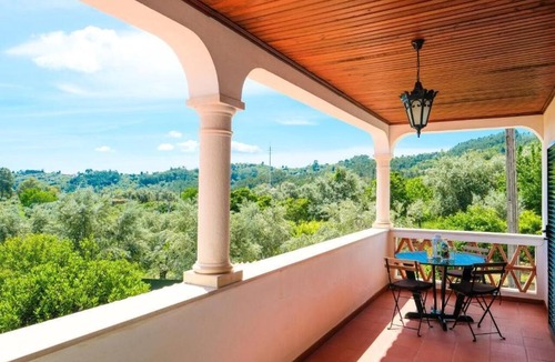 Tomar House | Casa do Olival - Double Room with King Size Bed and Balcony-Suite