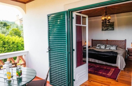 Tomar House | Casa do Olival - Double Room with King Size Bed and Balcony-Suite