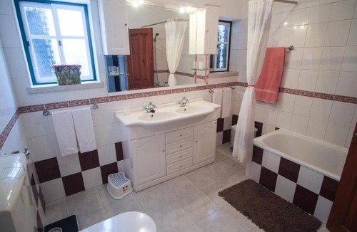 Tomar House | Casa do Olival - Double room with exterior toilet-Indian