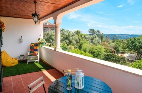 Tomar House | Casa do Olival - Double Room with King Size Bed and Balcony-Suite