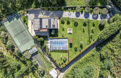 Ponte de Lima House | Casa do Paraiso - Luxury Villa: Heated Pool, Tennis Court and Garden