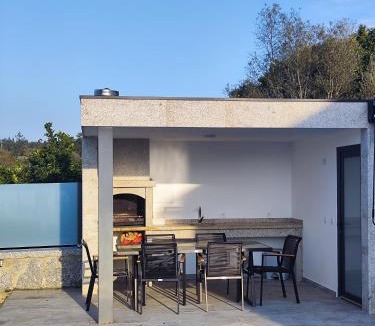 Povoa de Lanhoso House | Casa do Pinheiro - Alojamento Local
