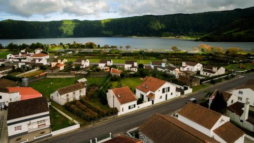 Sete Cidades House | Casa dos Avós - Garden & Lake II (Sete Cidades)