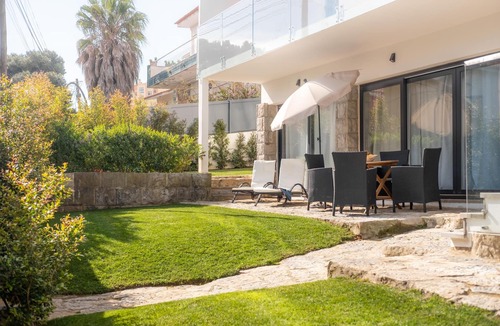 Cascais Apartment | Casa em Cascais - Garden Apartment
