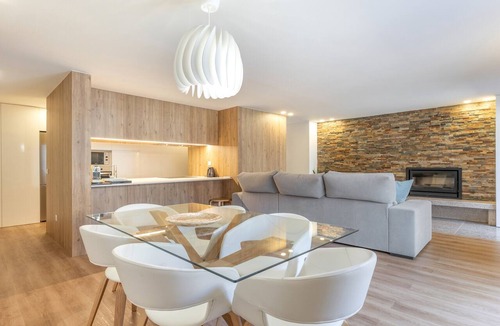 Cabril House | Casa Fonte De S. Tiago: 2-Bedroom Home with Mountain View, Wi-Fi, and Air Conditioning