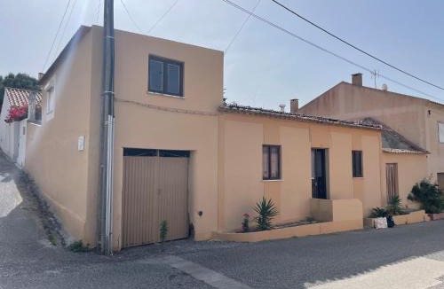 Lourinha House | Casa Liberdade Low Cost Rustic Charm by the Sea
