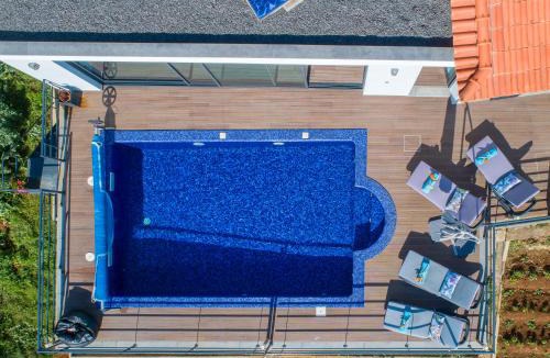 Arco da Calheta House | CASA LIRA Heated swiming, Sea View and Air Conditioning