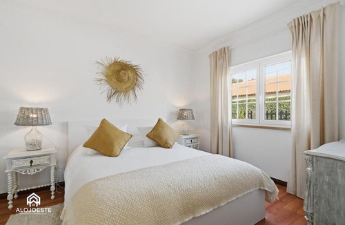 Torres Vedras House | Casa Lopes StaCruz - 3 bedrooms villa with pool and BBQ