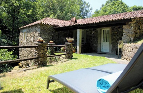 Parada House | Casa Moinho da Levada: A Retreat on the Banks of the Coura River