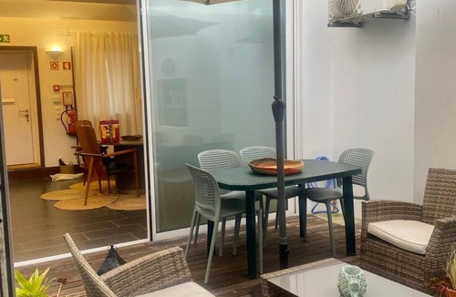 Angra do Heroismo Villa | 'Casa Maramar' – with Wi-Fi and Air Conditioning