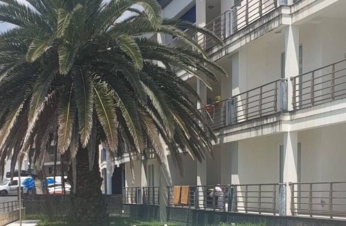 Vila Franca do Campo Condo | Casa Marina - Sunset Master: Spacious room with Queen size bed 25m from the beach!