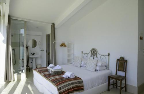 Penafiel Hotel | Casa Matriz Séc. XVI | Double or Twin w/balcony