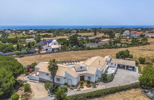 Caramujeira Villa | Casa Monte da Vinha