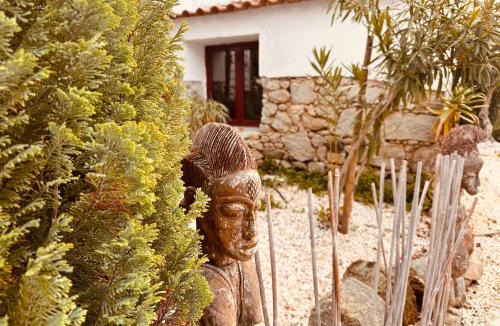 Sao Pedro do Corval House | Casa Rico Frade Garden