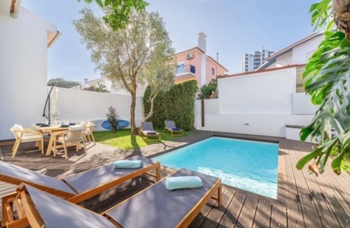 Cascais House | Casa Rosario - Three Bedroom Villa with Private Pool