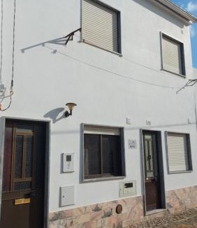 Almadena House | Casa Rose